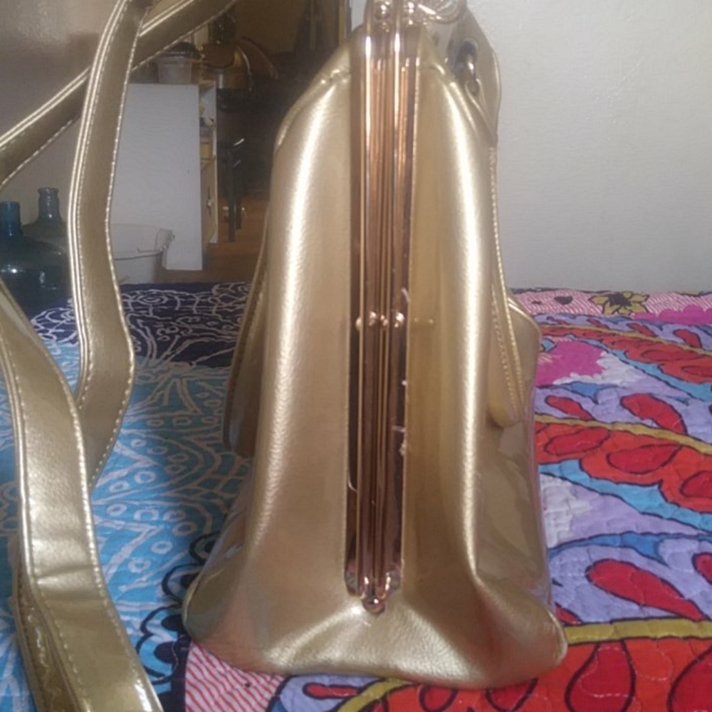 Purse - Picture 4 of 4
